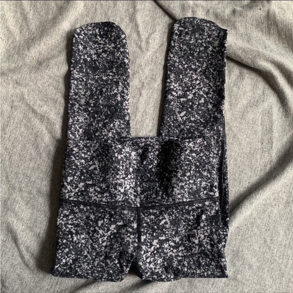 all in motion black speckled leggings - M 7/8